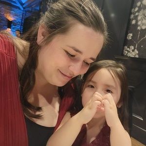 Meet your Posher, Annie